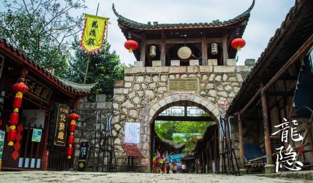 兰州检方警方联合征集线索，多位明星参演电影涉影视投资诈骗案